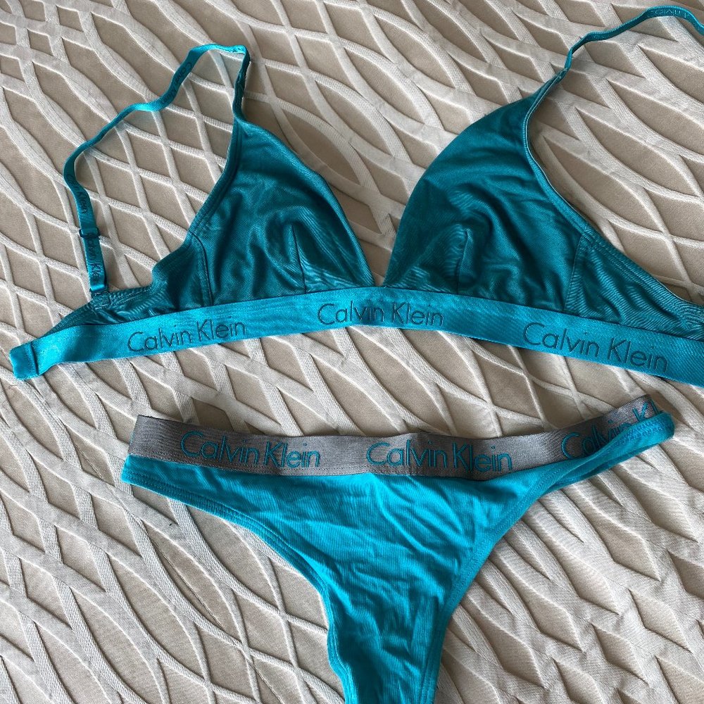 Calvin Klein Bralette set S